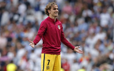 有球体育-克瓦拉茨赫利亚巧妙漏球助攻队友